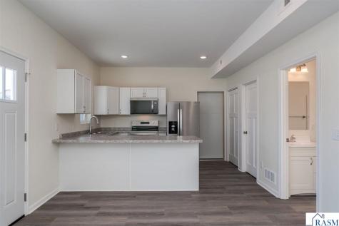 3122 Noble Drive Mankato MN 56001