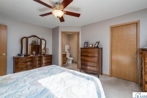 2320 Hoffman Path Mankato MN 56001