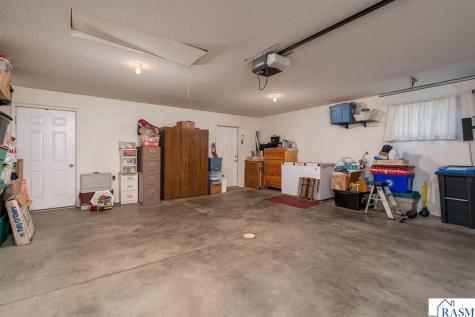 2320 Hoffman Path Mankato MN 56001
