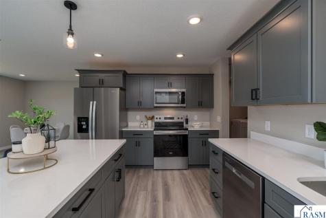 3123 Scotch Lane Mankato MN 56001