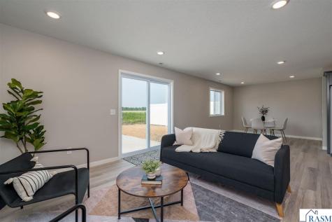 3123 Scotch Lane Mankato MN 56001