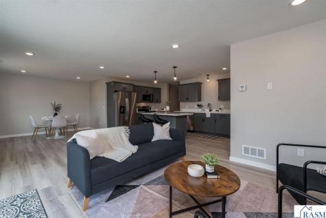 3123 Scotch Lane Mankato MN 56001