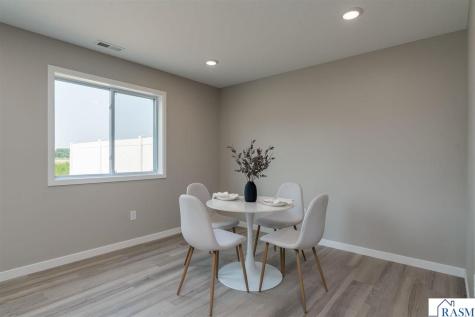 3123 Scotch Lane Mankato MN 56001