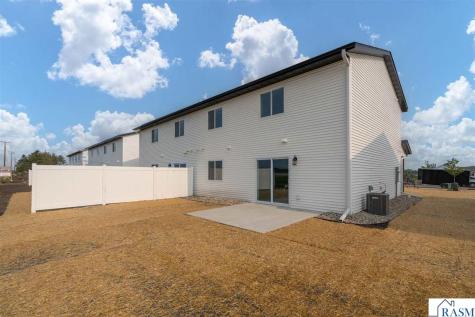 3123 Scotch Lane Mankato MN 56001