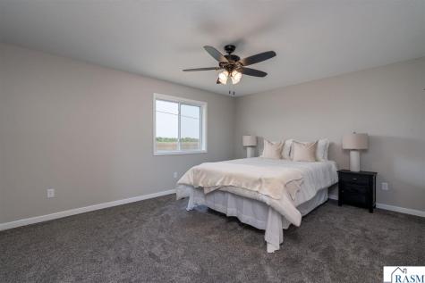 3123 Scotch Lane Mankato MN 56001