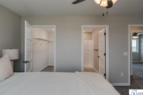 3123 Scotch Lane Mankato MN 56001