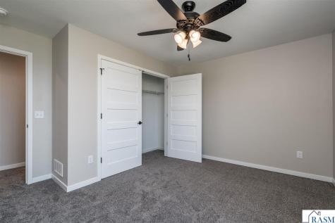 3123 Scotch Lane Mankato MN 56001