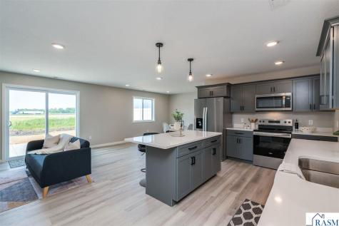 3123 Scotch Lane Mankato MN 56001