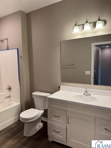 1905 Bluestem Drive Mankato MN 56001