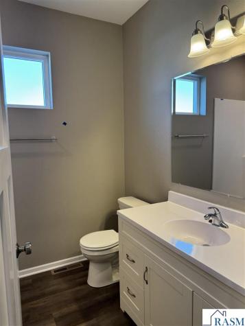 1905 Bluestem Drive Mankato MN 56001