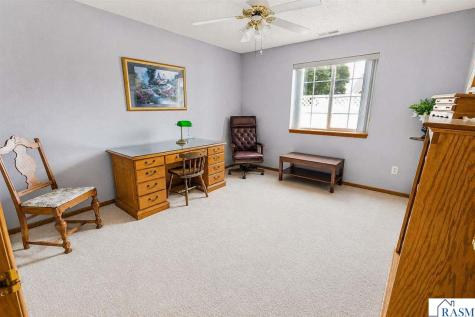 128 Gull Path Mankato MN 56001