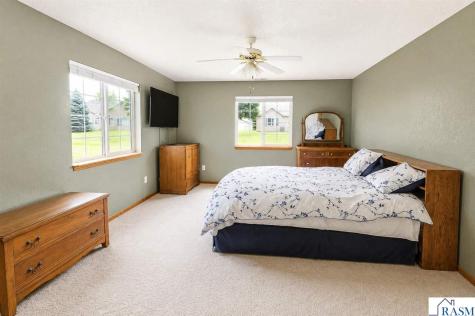 128 Gull Path Mankato MN 56001