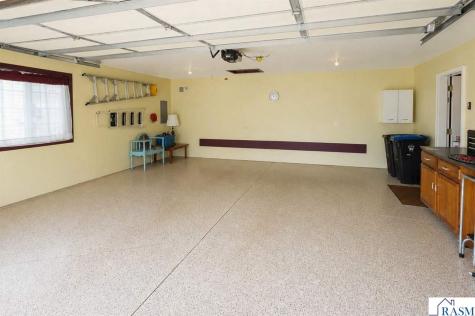 128 Gull Path Mankato MN 56001
