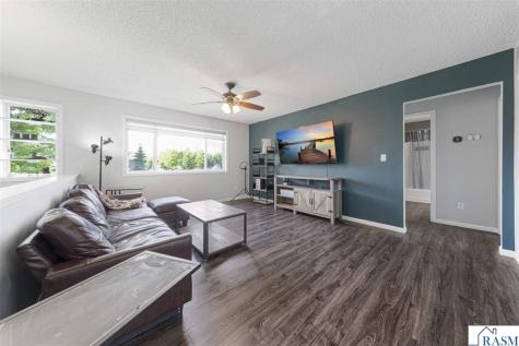 136 Tanager Path Mankato MN 56001