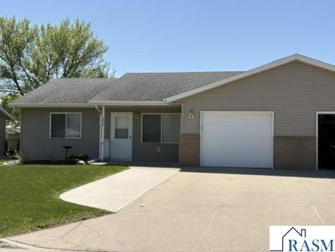 306 NE 11th Avenue Waseca MN 56093