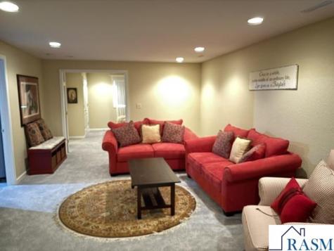 306 NE 11th Avenue Waseca MN 56093