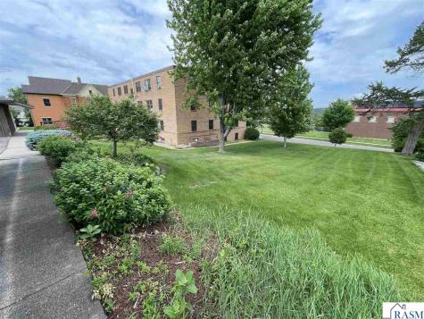 323 N German Street New Ulm MN 56073