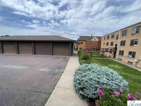 323 N German Street New Ulm MN 56073