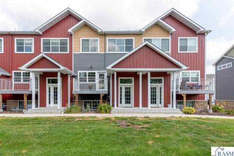 3025 Bluestem Trail Mankato MN 56001
