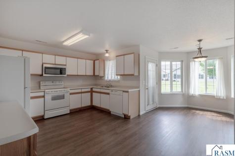 108 Gull Path Mankato MN 56001