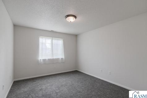 108 Gull Path Mankato MN 56001