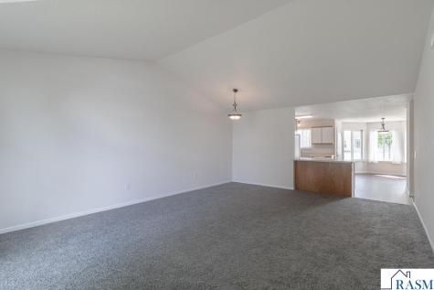 108 Gull Path Mankato MN 56001