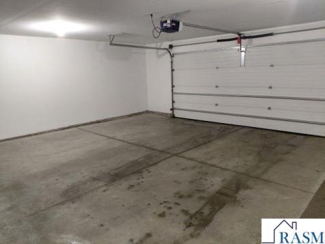 217 Crystal Circle Mankato MN 56001