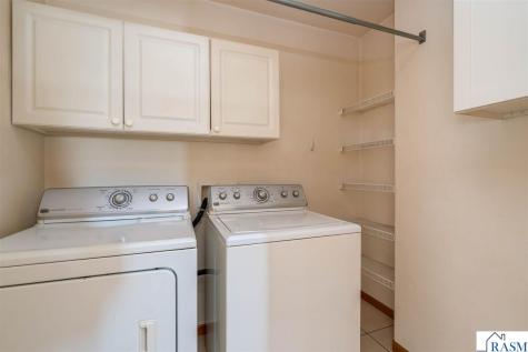 109 Palmer Path Mankato MN 56001