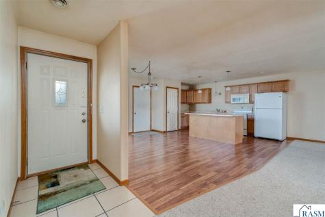 109 Palmer Path Mankato MN 56001