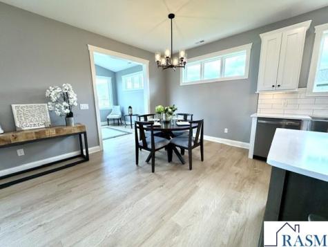 202 Fontaine Trail Mankato MN 56001
