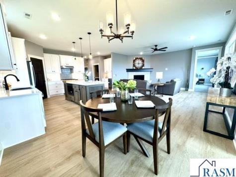 202 Fontaine Trail Mankato MN 56001
