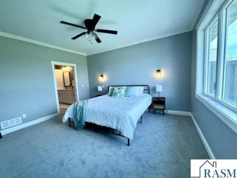 202 Fontaine Trail Mankato MN 56001