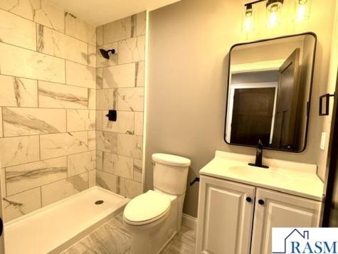 202 Fontaine Trail Mankato MN 56001