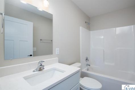 3113 Scotch Lane Mankato MN 56001