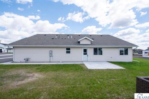 3113 Scotch Lane Mankato MN 56001