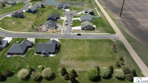 1993 Lexington Lane North Mankato MN 56003