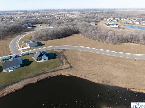 2116 Deerwood Drive North Mankato MN 56003