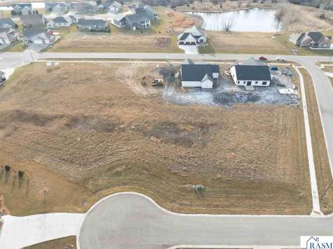 106 Butler Falls Court Mankato MN 56001