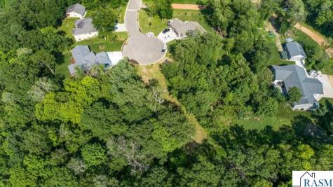 180 Woodland Drive Henderson MN 56044