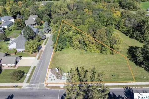 1690 Countryside Drive North Mankato MN 56003