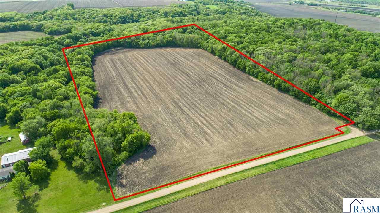 Xxx 524th Avenue Lake Crystal MN 56055