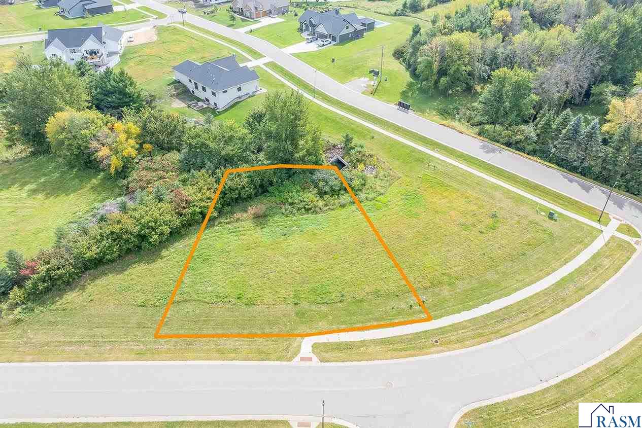 105 Pine Creek Road Mankato MN 56001