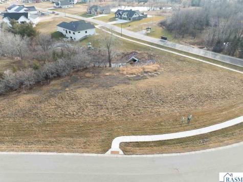 105 Pine Creek Road Mankato MN 56001
