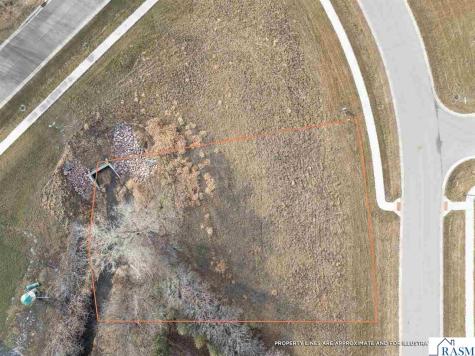 105 Pine Creek Road Mankato MN 56001