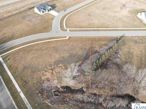 105 Pine Creek Road Mankato MN 56001