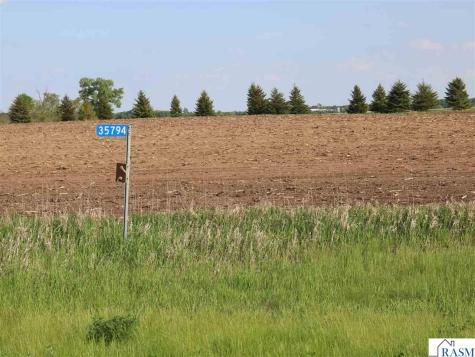 35794 Sharon Prairie Drive Le Sueur MN 56058