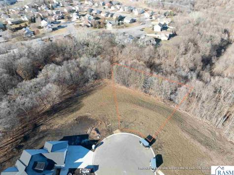 34 South Pointe Court North Mankato MN 56003