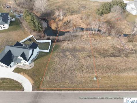 104 Butler Falls Road Mankato MN 56001