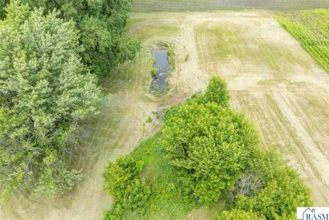 21529 586th Avenue Mankato MN 56001