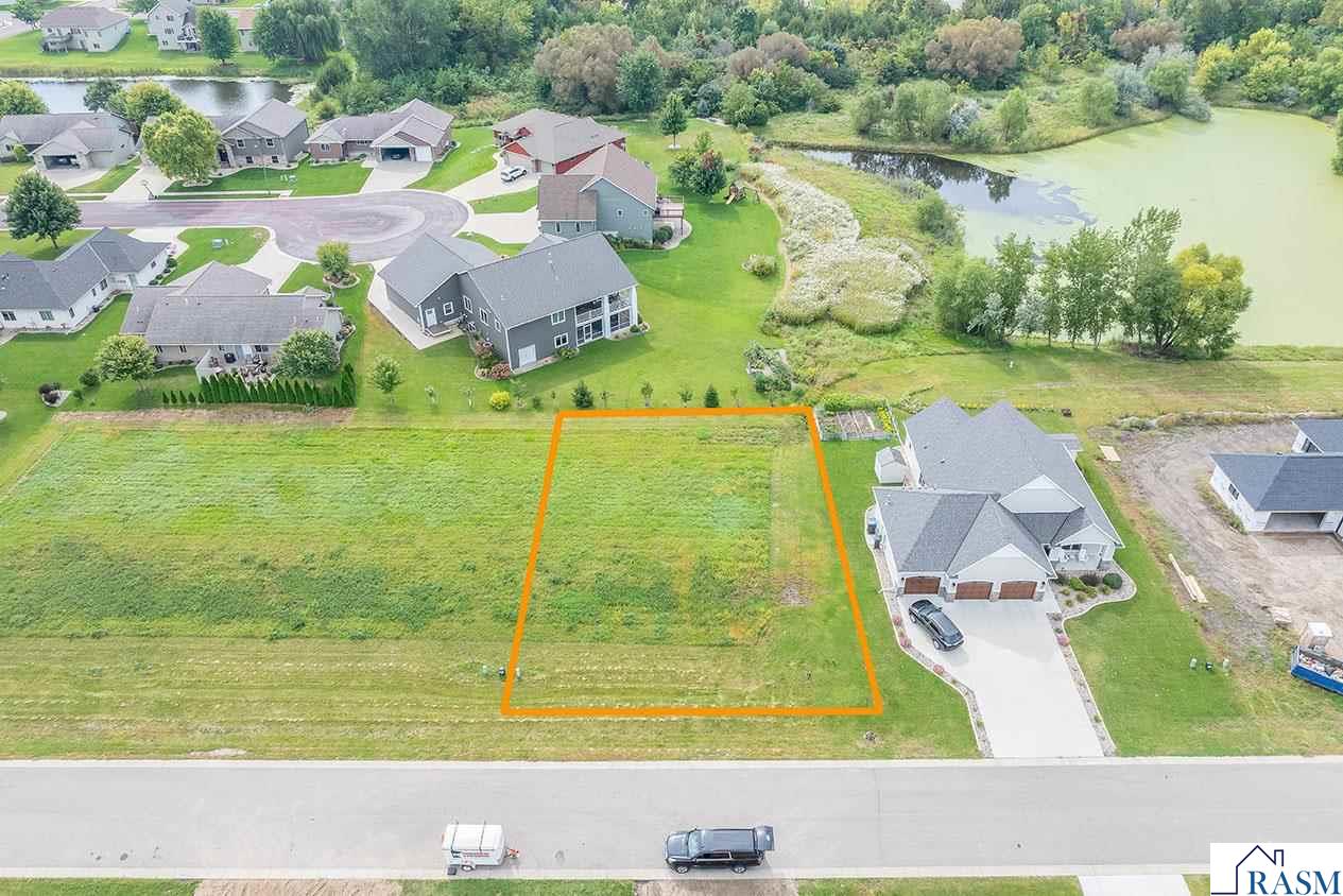 308 Pinehurst Drive Mankato MN 56001